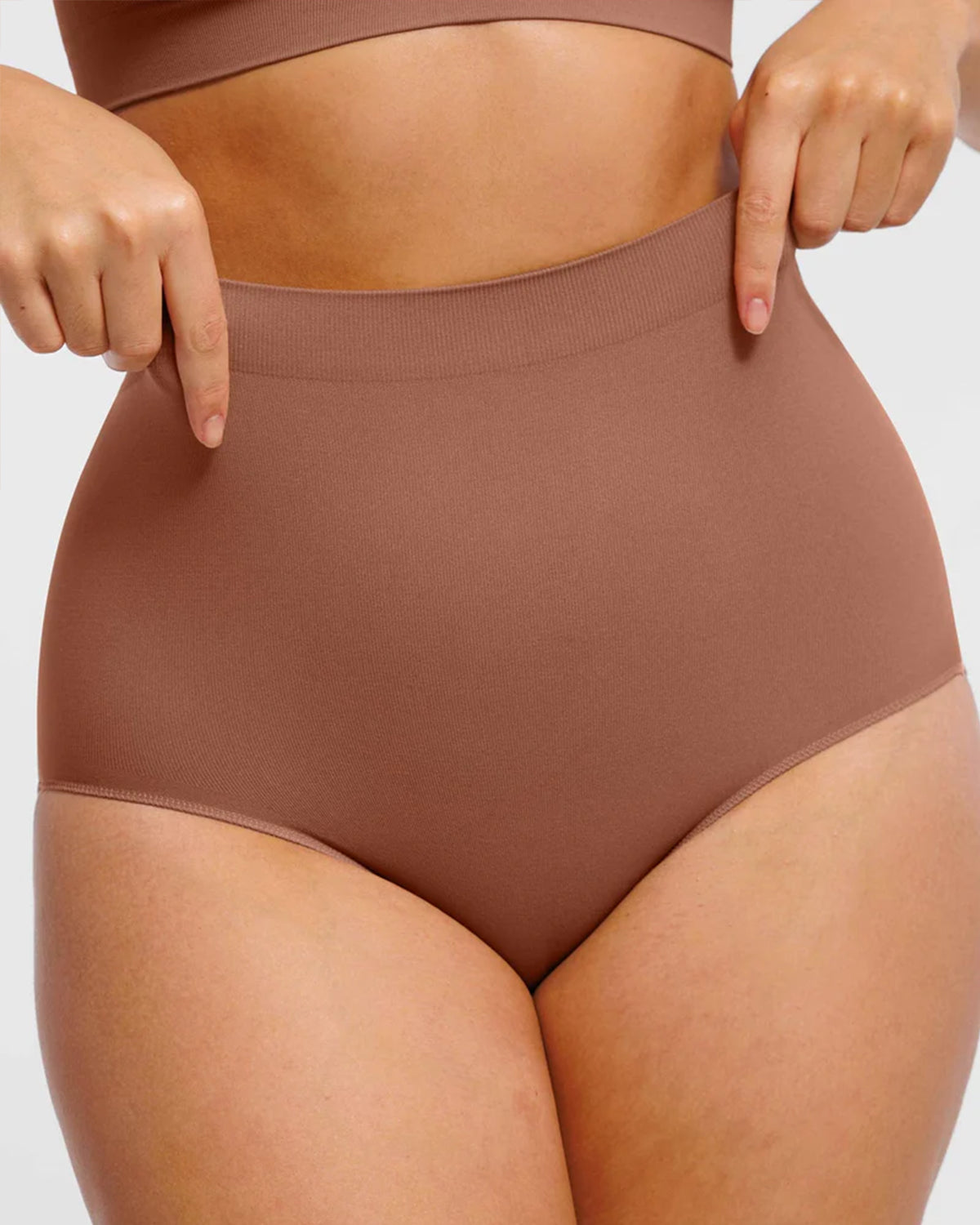 Nahtloser Mid-Waist Shaping-Slip – Glättet Bauch & Hüften