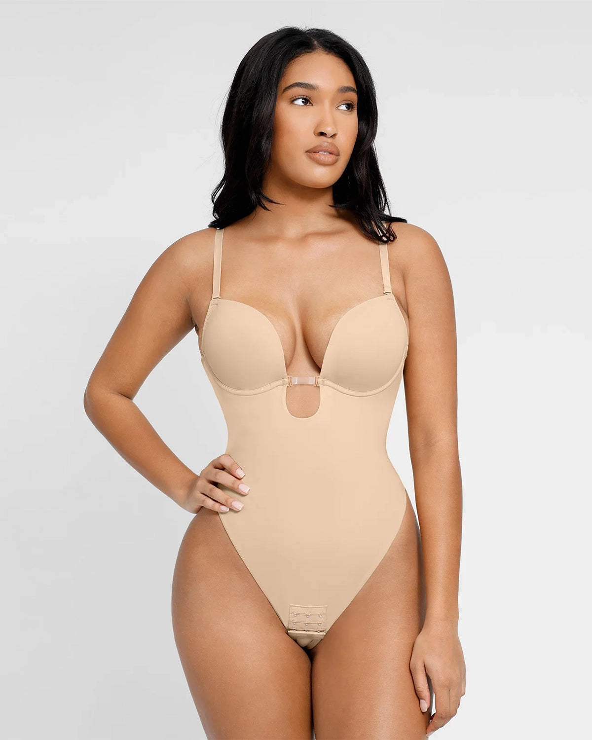 Eleganter Thong-Bodysuit mit Front Low-Cut und Beauty Back