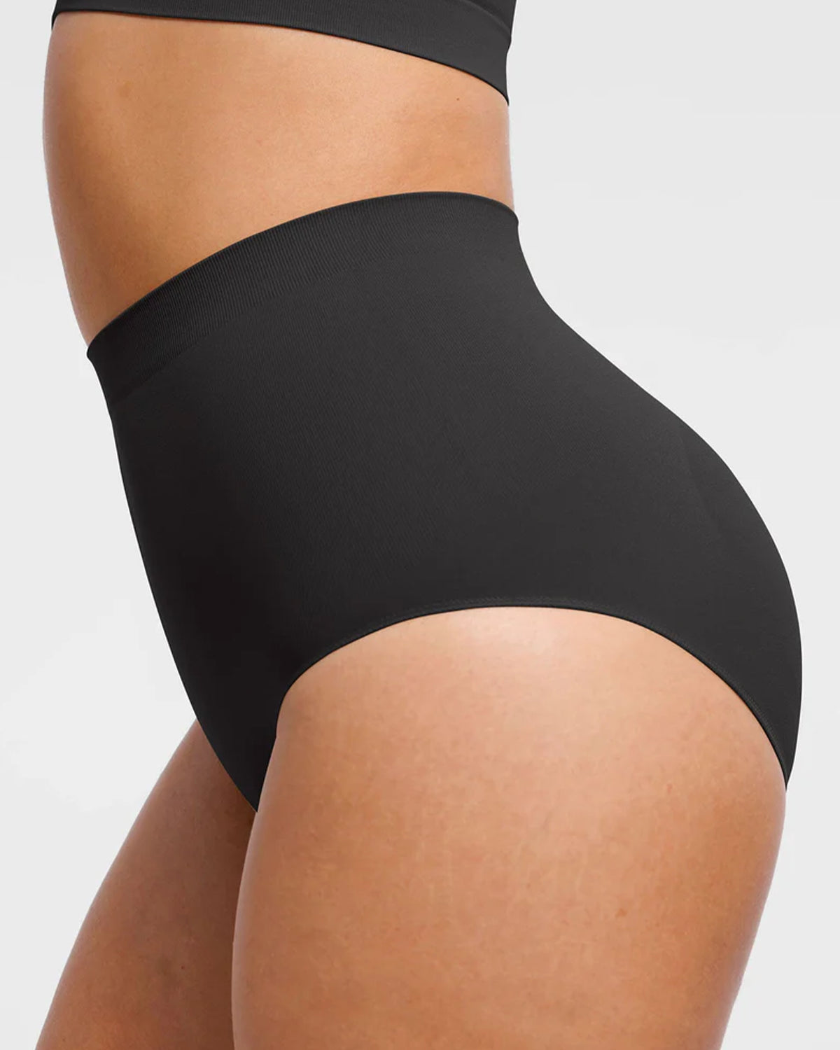 Nahtloser Mid-Waist Shaping-Slip – Glättet Bauch & Hüften