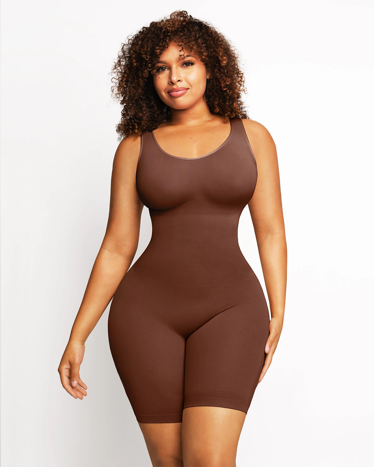 Nahtloser Shapewear Jumpsuit mit breiten Trägern & Figurformung