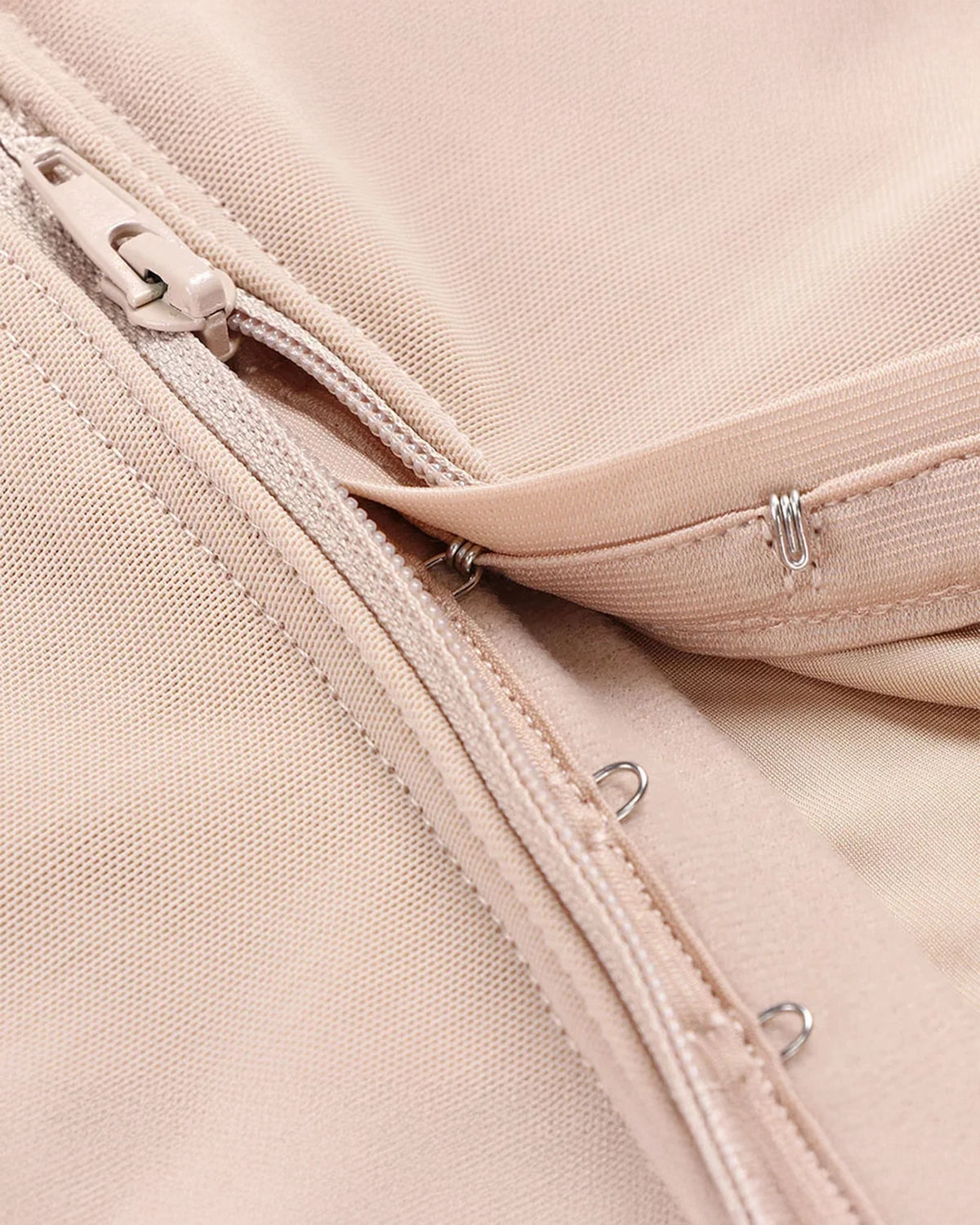 HOCH TAILLIERTER BODY SHAPER